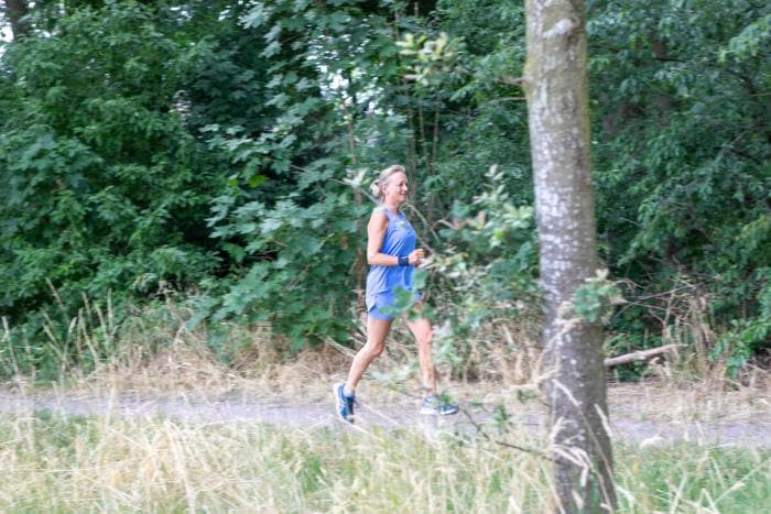 conny's uitlaadklep is hardlopen