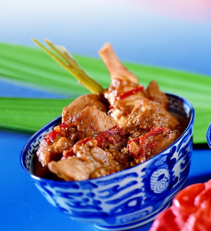 varkensvlees in pittige saus