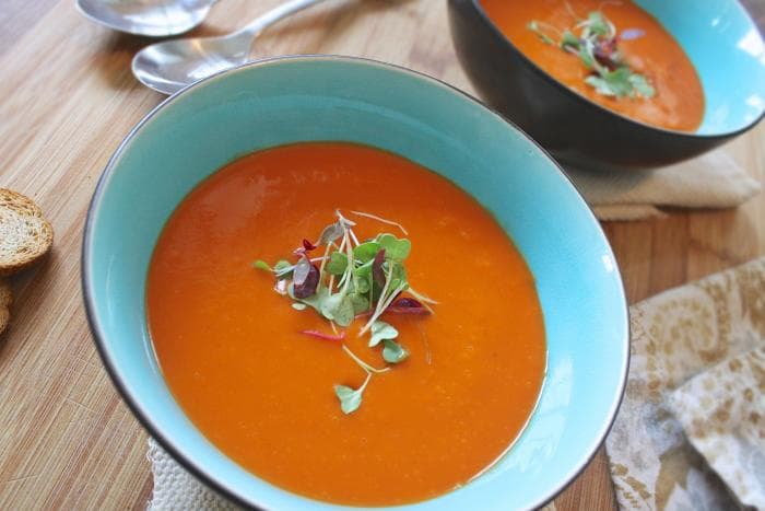 Zoutarme paprika gazpacho